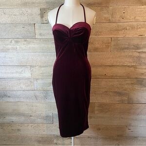 BNWT Le Chateau women’s burgundy velvet fitted dress in  size‎ small